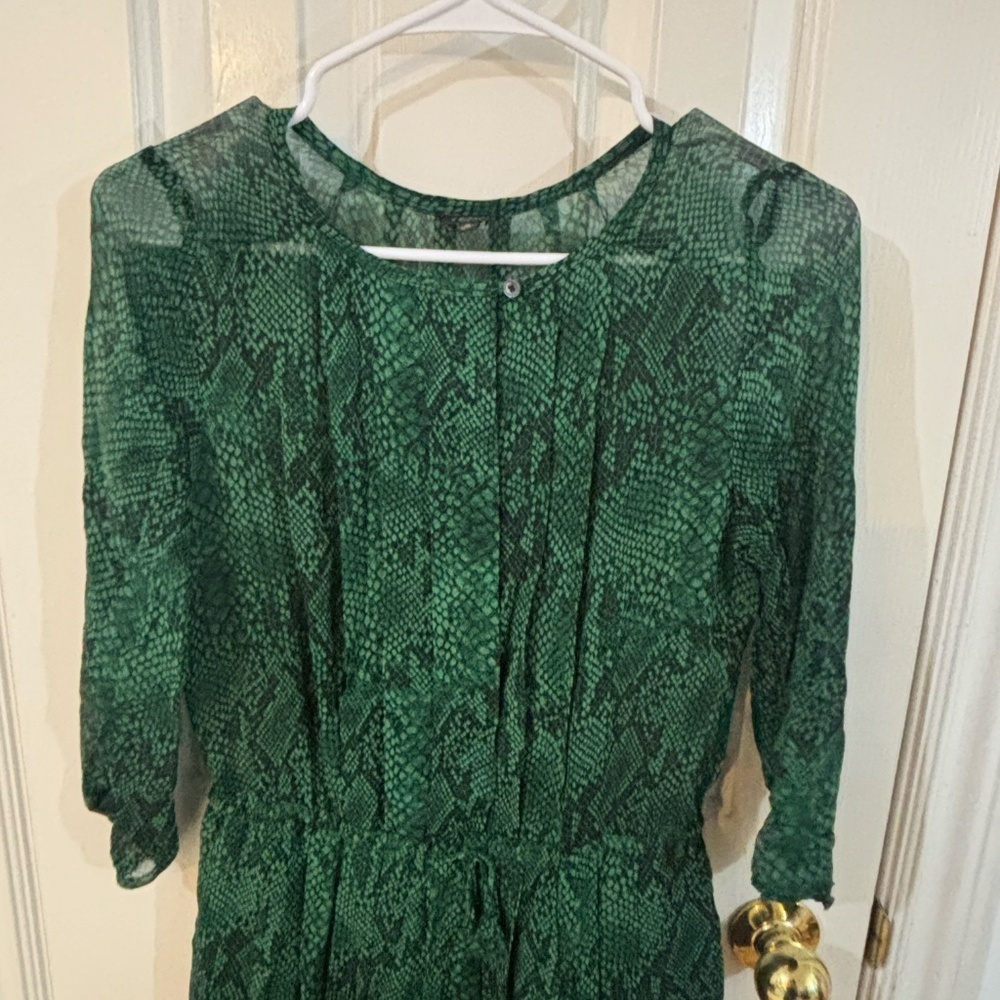 babaton 100% silk green dress midi dress snake print *accepting offers - Picture 7 of 9